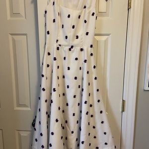 White and purple dress, simple and summery, Size 2